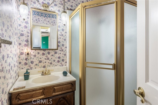 2322 W 156th Street, Gardena CA: https://media.crmls.org/medias/2eefcecf-80a5-4ebf-8bed-835ed21a557e.jpg