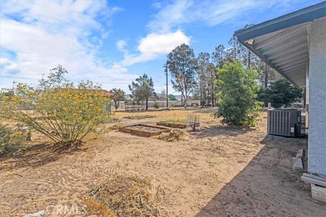 Detail Gallery Image 32 of 40 For 22242 Mohican Ave, Apple Valley,  CA 92307 - 3 Beds | 2 Baths