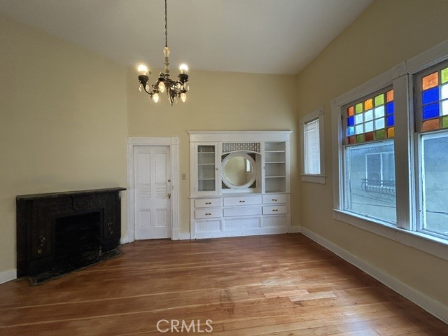 Detail Gallery Image 4 of 14 For 380 15th, San Pedro,  CA 90731 - 3 Beds | 1 Baths