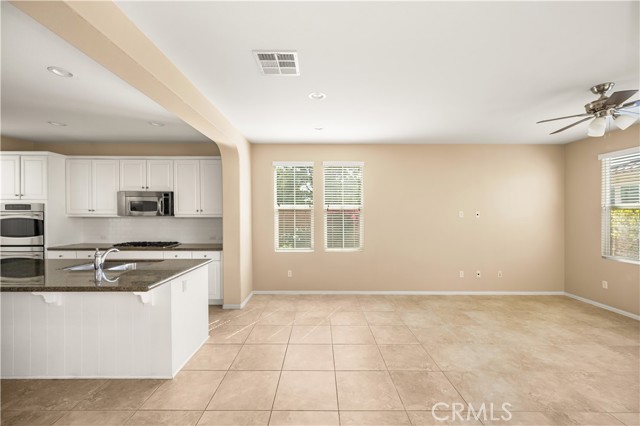 Detail Gallery Image 6 of 34 For 19956 Giovanni Ct, Yorba Linda,  CA 92886 - 3 Beds | 2/1 Baths