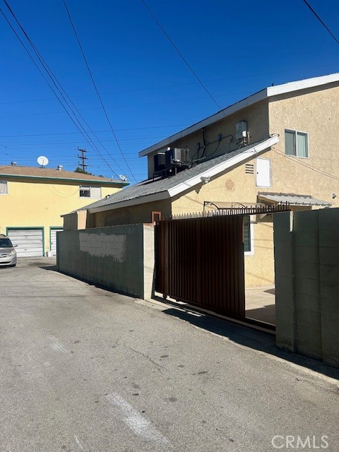 Detail Gallery Image 26 of 27 For 5945 Riverton Ave, North Hollywood,  CA 91601 - 2 Beds | 2 Baths