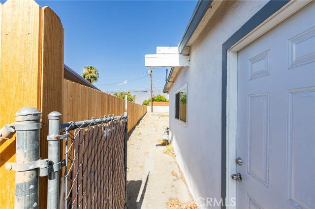 Detail Gallery Image 9 of 32 For 34351 Judy Ln, Cathedral City,  CA 92234 - 4 Beds | 3 Baths