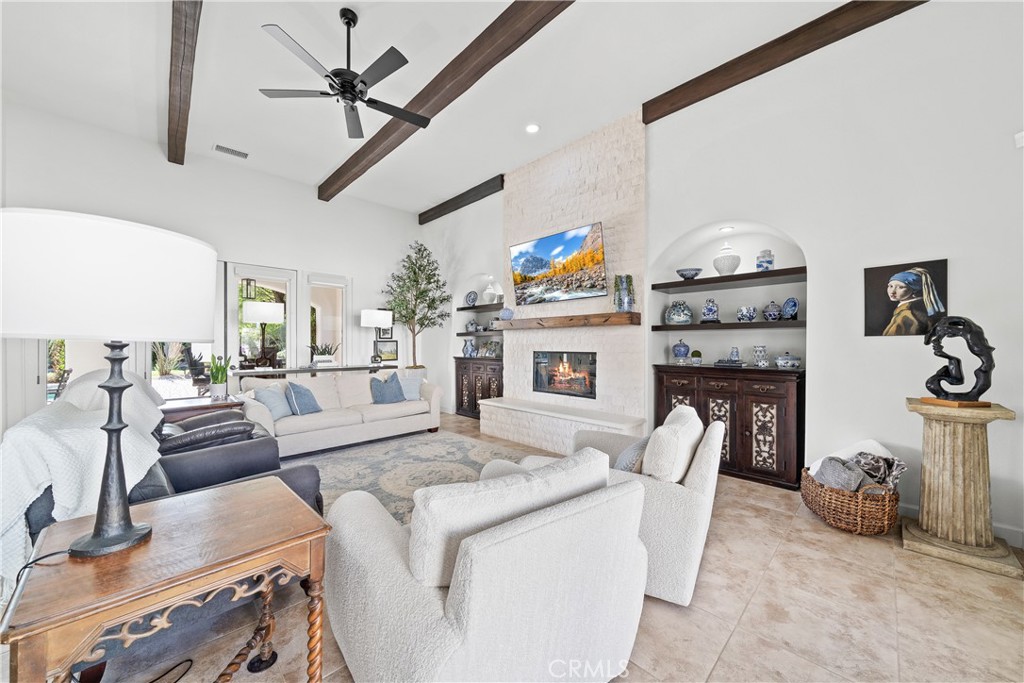 MLS #OC26014644 image #4