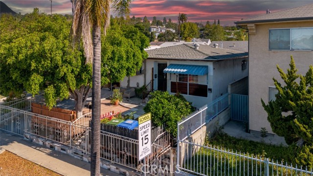 Detail Gallery Image 40 of 40 For 2945 Estara Ave, Los Angeles,  CA 90065 - 4 Beds | 2 Baths