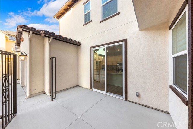 Detail Gallery Image 2 of 36 For 2124 Rio Grande, Pomona,  CA 91766 - 4 Beds | 3 Baths