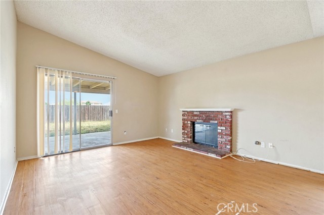 Detail Gallery Image 6 of 29 For 279 Cavendish, Hemet,  CA 92545 - 3 Beds | 2 Baths