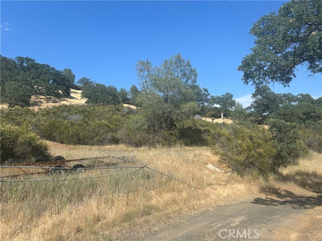 21947 Meriann Drive, Clearlake Oaks CA: https://media.crmls.org/medias/2ef48342-fbfe-4343-be81-399f1c0637d7.jpg