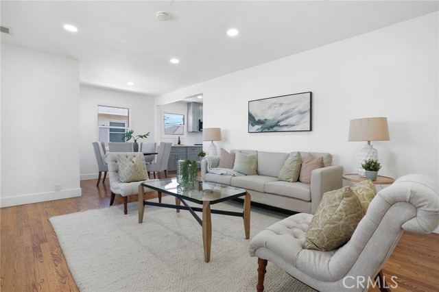 Detail Gallery Image 3 of 23 For 5626 Lenore Ave, Arcadia,  CA 91006 - 3 Beds | 2 Baths