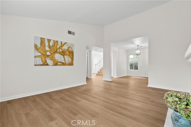 Detail Gallery Image 11 of 40 For 4337 Willow Glen St, Calabasas,  CA 91302 - 3 Beds | 3 Baths