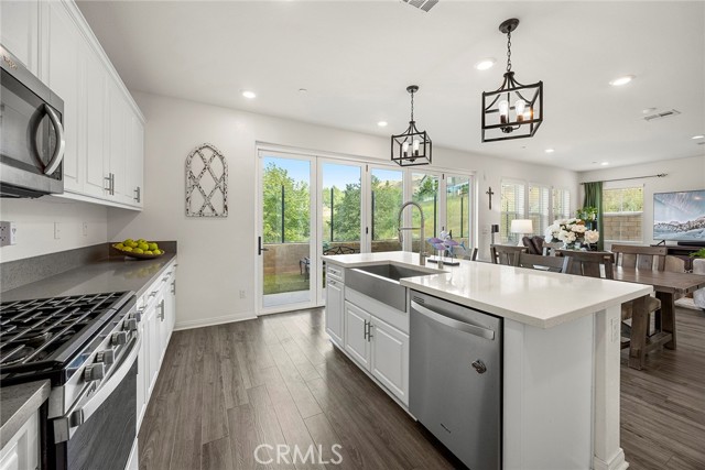 Detail Gallery Image 19 of 48 For 11612 Alton Dr, Corona,  CA 92883 - 3 Beds | 2/1 Baths