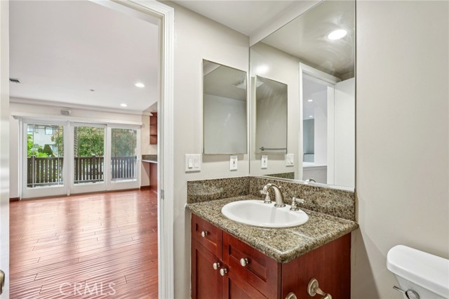 50 Esperanza Avenue, Sierra Madre CA: https://media.crmls.org/medias/2ef8455e-8ac2-4e6c-a9fb-927c7d920c89.jpg