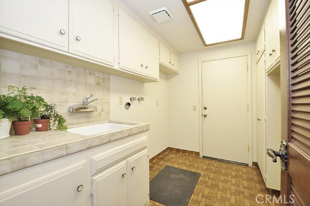 11 Country Lane, Rolling Hills Estates, California 90274, 5 Bedrooms Bedrooms, ,2 BathroomsBathrooms,Residential,Sold,Country Lane,PV17245605 11 Country Lane, Rolling Hills Estates, California 90274, 5 Bedrooms Bedrooms, ,2 BathroomsBathrooms,Residential,Sold,Country Lane,PV17245605