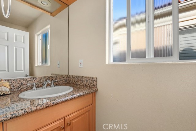 1710 Rockefeller Lane, Redondo Beach, California 90278, 3 Bedrooms Bedrooms, ,3 BathroomsBathrooms,Residential,Sold,Rockefeller,SB21181744