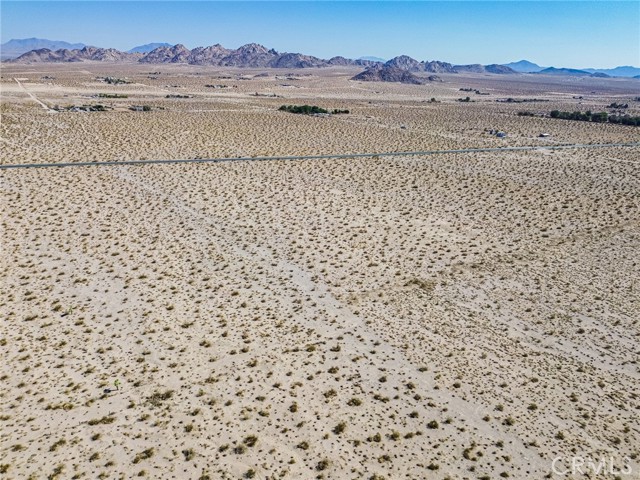37898 Old Woman Springs Road, Lucerne Valley CA: https://media.crmls.org/medias/2ef93ca5-6de2-47c4-a2ba-16b3b4e4d173.jpg