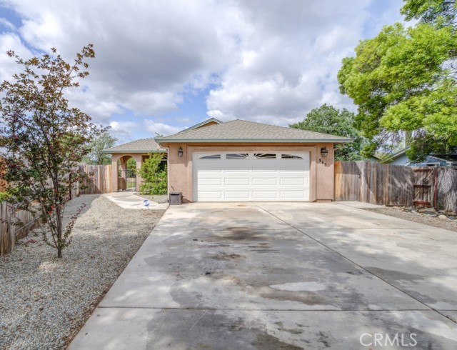 Detail Gallery Image 1 of 34 For 969 August Way, Redding,  CA 96003 - 3 Beds | 2 Baths
