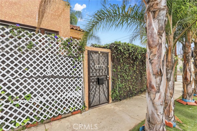 Detail Gallery Image 19 of 27 For 1159 W 54th St, Los Angeles,  CA 90037 - – Beds | – Baths