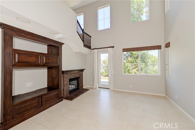 17 Danbury, Ladera Ranch CA: https://media.crmls.org/medias/2efafc20-7e49-4294-a39a-7d5dcc9980f2.jpg