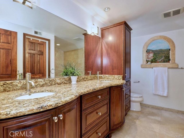25152 Mammoth Circle, Lake Forest CA: https://media.crmls.org/medias/2efafd3e-e91a-4da5-a4e4-c31ddab922a6.jpg