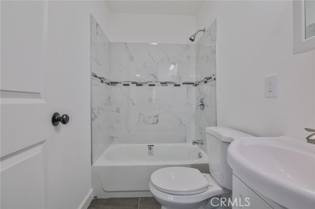 1248 87th Street, Los Angeles, California 90044, 2 Bedrooms Bedrooms, ,2 BathroomsBathrooms,Single Family Residence,For Sale,87th,DW24133057