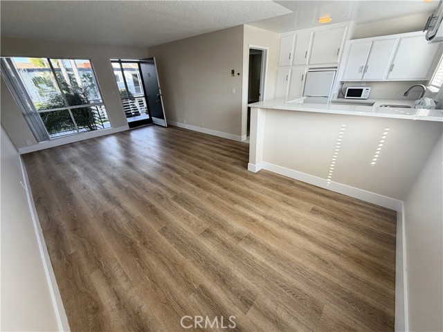 Detail Gallery Image 8 of 31 For 931 W 19th St #38,  Costa Mesa,  CA 92627 - 1 Beds | 1 Baths