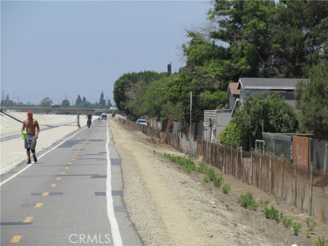 Detail Gallery Image 24 of 24 For 15105 Domart, Norwalk,  CA 90650 - 3 Beds | 1 Baths