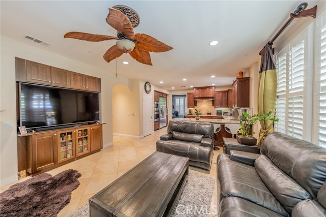 Detail Gallery Image 19 of 68 For 1251 W Daffodil Ave, La Habra,  CA 90631 - 4 Beds | 3/1 Baths