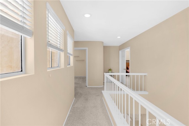40025 White Leaf Ln., Murrieta CA: https://media.crmls.org/medias/2efd8994-a24b-40e5-a8e7-aaf1c8752e63.jpg