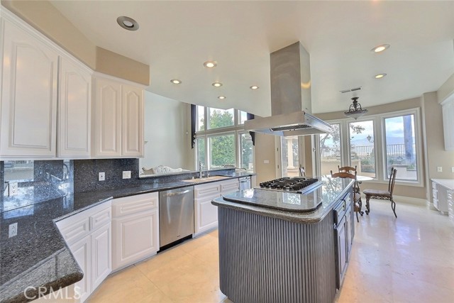 Detail Gallery Image 14 of 20 For 2825 Countrywood Ln, West Covina,  CA 91791 - 5 Beds | 6 Baths