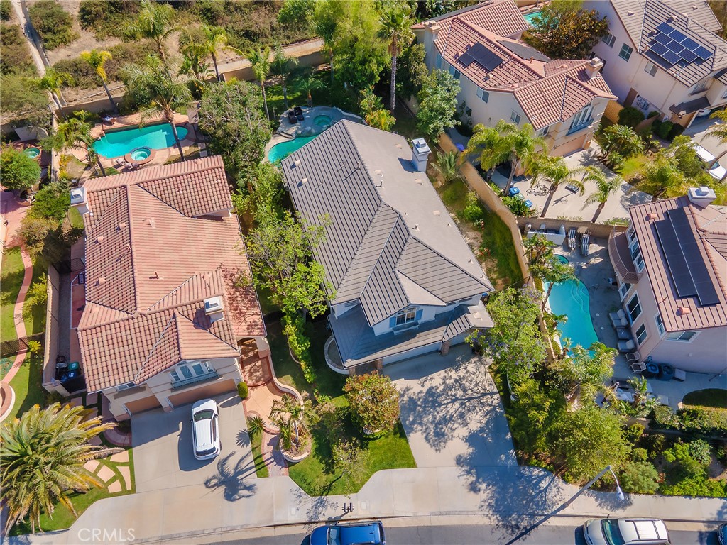 https://media.crmls.org/medias/2efdb9f2-cbf2-48cb-9580-9ba18c2b70cf.jpg?preset=X-Large