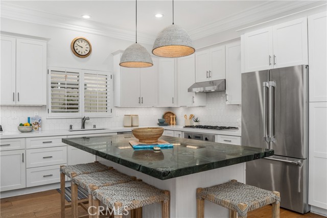 117 Alabama Street, Huntington Beach CA: https://media.crmls.org/medias/2efdee4a-dd51-4d9b-aa9b-56cb2bce658d.jpg
