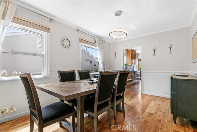 3348 Burritt Way, La Crescenta CA: https://media.crmls.org/medias/2efe0c47-c7a2-46a3-a285-ce28266ecadc.jpg