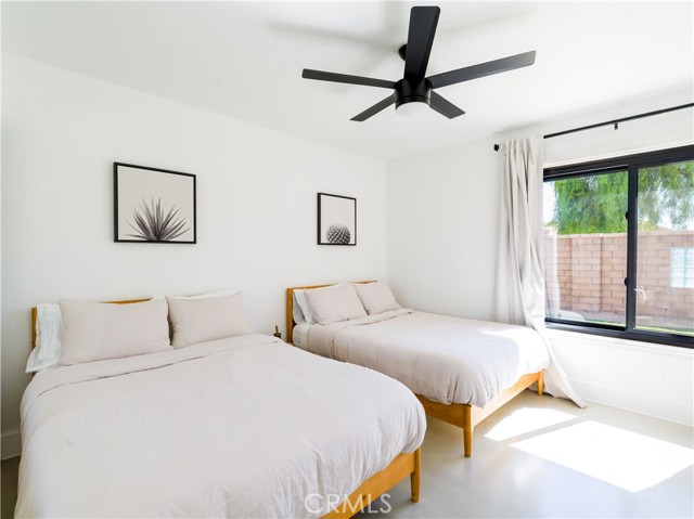 65800 Avenida Ladera, Desert Hot Springs CA: https://media.crmls.org/medias/2efe12af-4de0-4650-aa84-0507f56c209d.jpg