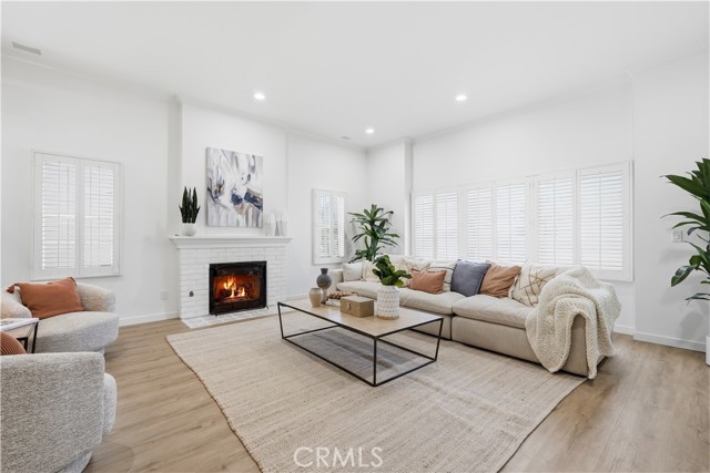 Front Image Thumbnail for CRSB26074384