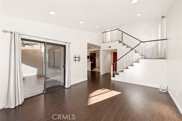876 SAN PABLO Way, Duarte CA: https://media.crmls.org/medias/2efee996-ad37-4bbf-b8b0-5f6a94dfe8b3.jpg