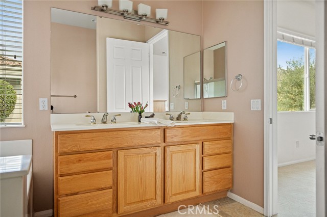 Detail Gallery Image 18 of 32 For 824 Sherwood Ct, Beaumont,  CA 92223 - 2 Beds | 2 Baths