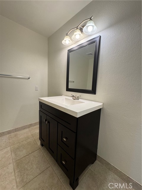 Detail Gallery Image 17 of 37 For 68711 Cedar Rd, Cathedral City,  CA 92234 - 3 Beds | 2 Baths