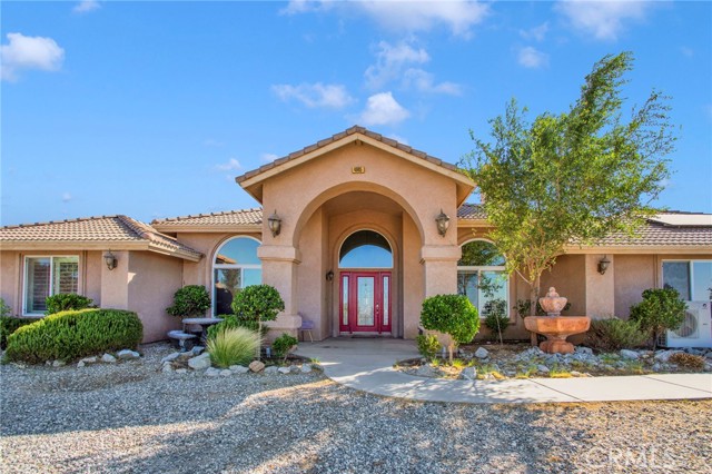 Detail Gallery Image 5 of 56 For 4965 Sunnyslope Rd, Phelan,  CA 92371 - 5 Beds | 3 Baths