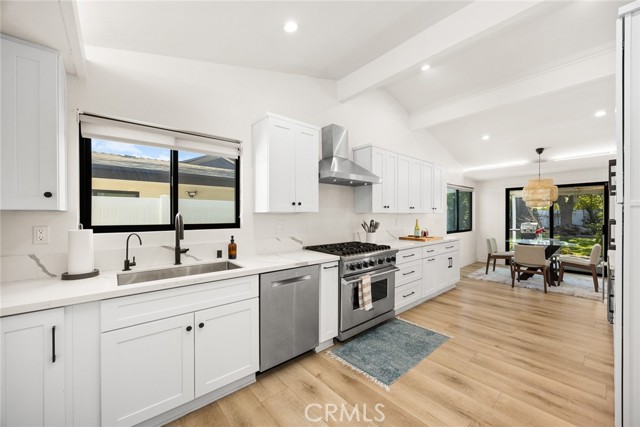 Detail Gallery Image 13 of 26 For 18234 Tribune St, Porter Ranch,  CA 91326 - 3 Beds | 2 Baths