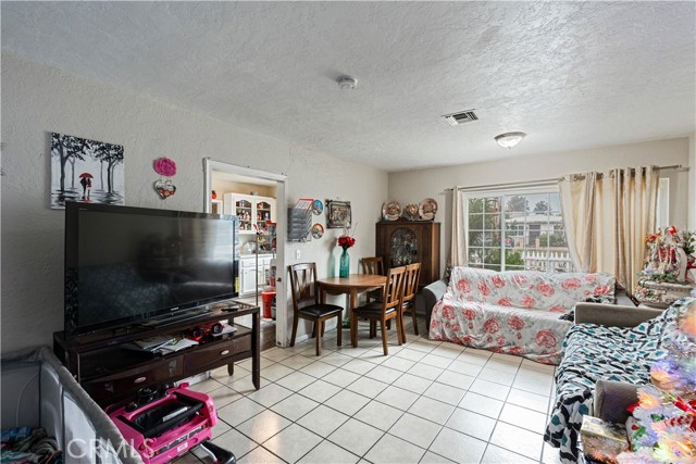 Detail Gallery Image 14 of 43 For 442 N Victoria, San Jacinto,  CA 92583 - 3 Beds | 2/1 Baths