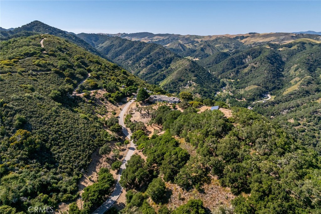https://media.crmls.org/medias/2f010d97-9ee7-4c64-80d4-f5e3cf5a06a8.jpg?preset=X-Large
