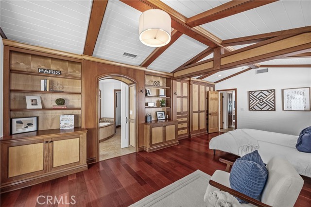 224 Pauline Place, Costa Mesa CA: https://media.crmls.org/medias/2f01dded-262d-493f-b1cd-63c34eb69b1d.jpg