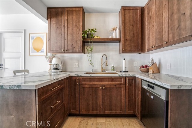 Detail Gallery Image 8 of 42 For 5467 W 76th St, Los Angeles,  CA 90045 - 3 Beds | 2 Baths