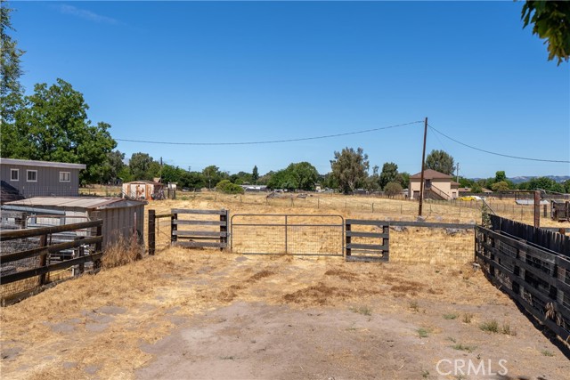 3360 Chico Road, Atascadero CA: https://media.crmls.org/medias/2f028e23-a7b3-4ebc-a0ea-7a6497152ee5.jpg