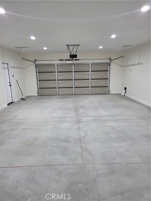 13968 Juniper Street, Hesperia CA: https://media.crmls.org/medias/2f03e5d7-f36d-42e4-b770-ba847c6ba31b.jpg