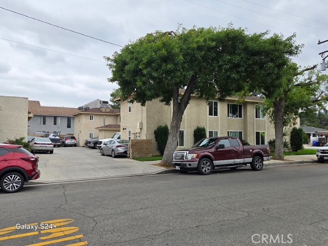 Detail Gallery Image 4 of 7 For 24522 Chestnut, Newhall,  CA 91321 - – Beds | – Baths