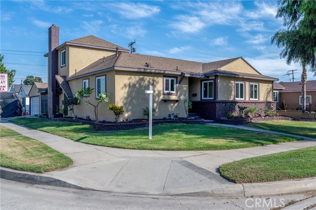 Detail Gallery Image 3 of 37 For 12702 Leibacher Ave, Norwalk,  CA 90650 - 4 Beds | 3 Baths