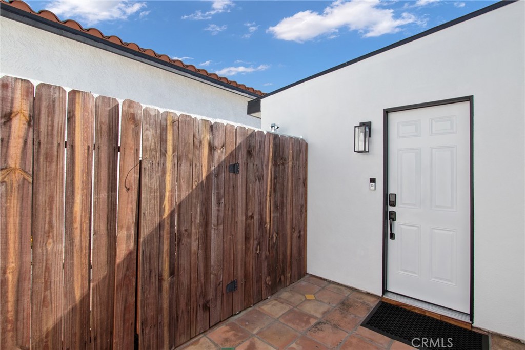 211 N Frederic StreetBurbank img 14