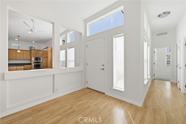 Detail Gallery Image 11 of 54 For 158 Cecil, Costa Mesa,  CA 92627 - 3 Beds | 2/1 Baths