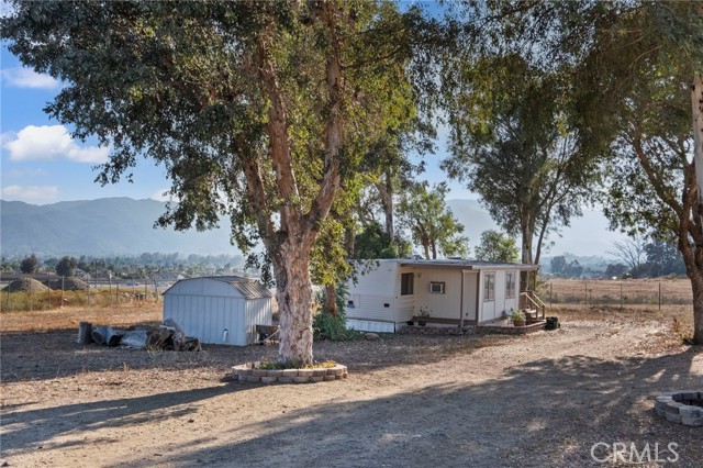 35141 Bayless Road, Wildomar CA: https://media.crmls.org/medias/2f05ccce-524a-4de4-8ac2-8694336c04e1.jpg