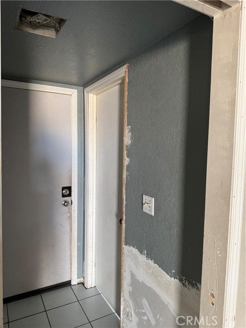 Detail Gallery Image 9 of 13 For 823 E Avenue J9, Lancaster,  CA 93535 - 4 Beds | 3 Baths